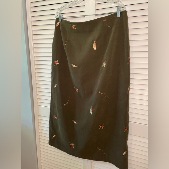 Coldwater Creek Women’s Shirt Skirt Matching Set Size XL 18 Olive Embroidered - Picture 8 of 16